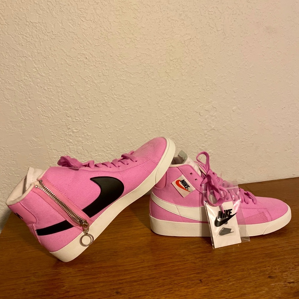 Women’s Nike Blazer Rebel Mid Pink - NEVER WORN